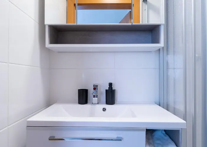 Farawayhomes #5 * Graz